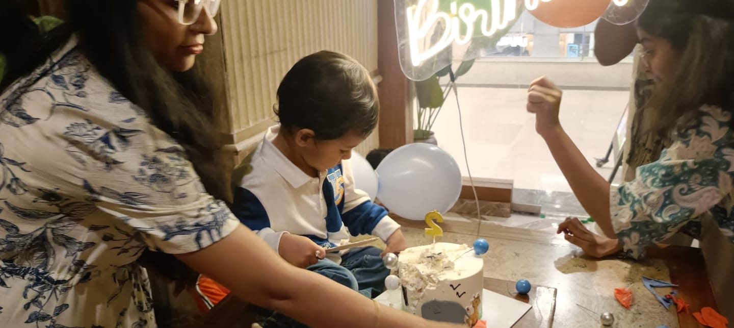 Customer photo review of Elephant Sunny Design Cake