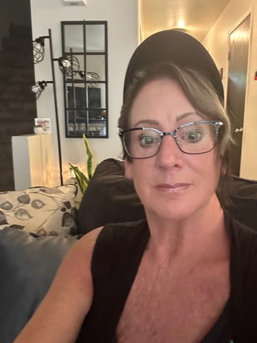 Customer photo review of Self Tanning 150 Capsules - ALMOST SOLD OUT