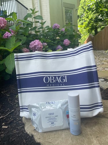 Customer photo review of Sea Clearly Hydrating SPF 35+ Kinetin-Growth Factor Clear Face Sunscreen Gel/Primer