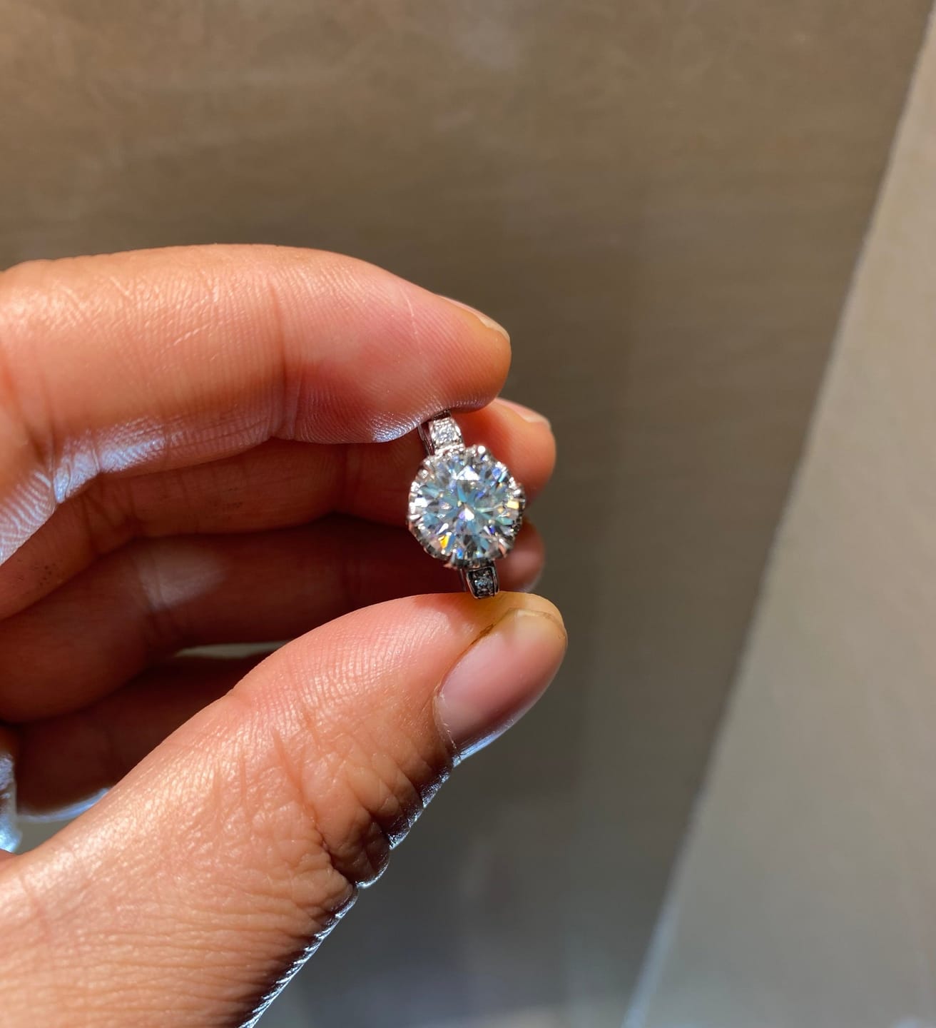 Customer photo review of S925 Moissanite 1.0~2.0 Carat Engagement Ring Promise Ring For Women