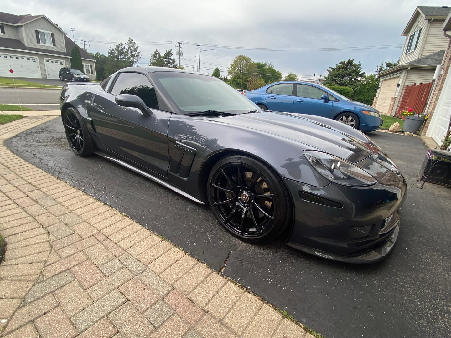 Customer photo review of Corvette C6 Grand Sport / Z06 / ZR1 Side Skirts Rocker Panels
