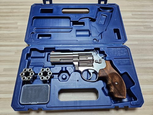 Customer photo review of ARES S&W 686 3.5 inch CO2 Revolver (Silver)