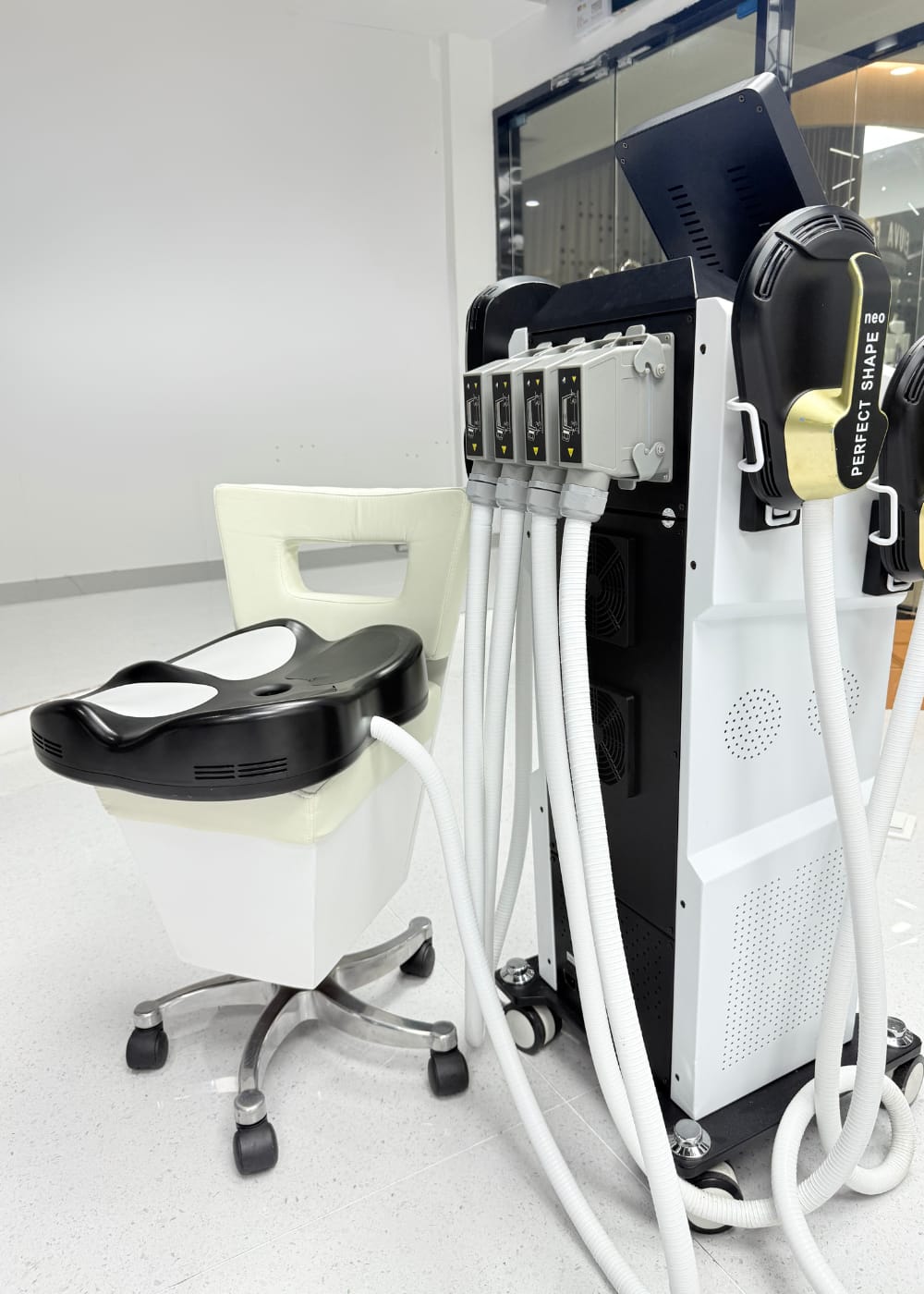 Customer photo review of Professional PERFECT SHAPE® NEO Body Sculpting Machine 5 in 1