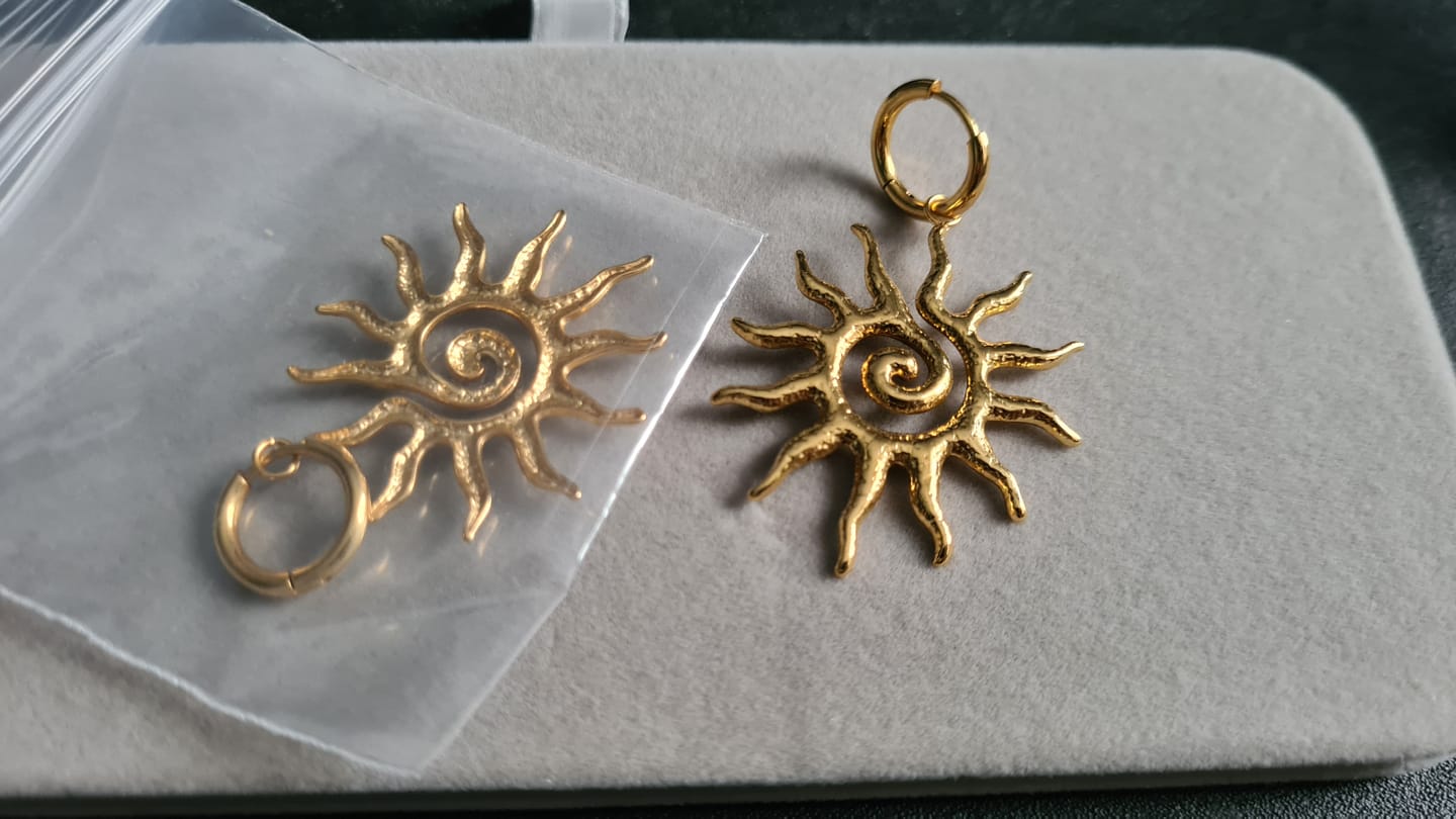 Customer photo review of Aretes Malina