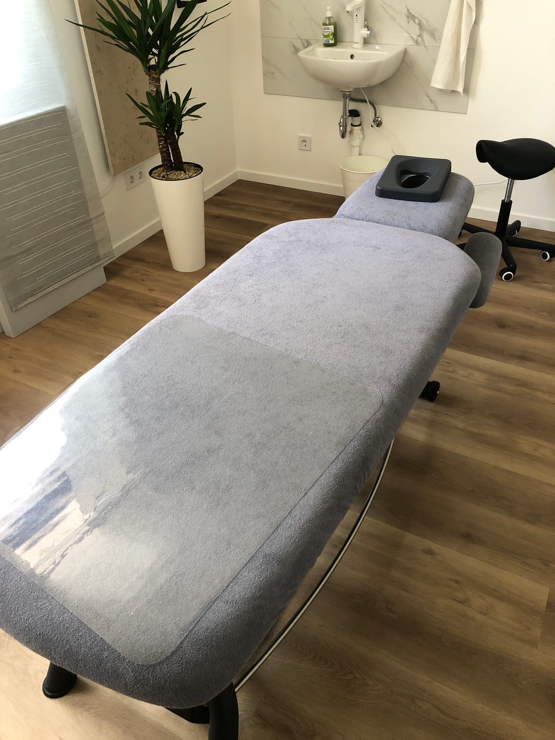 Customer photo review of Massageliege Elektrisch Agila 4 4-Segmente