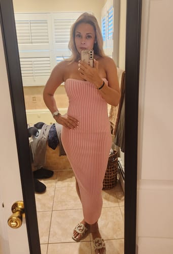 Customer photo review of Lilly Ribbed Tube Midi Dress - Pink
