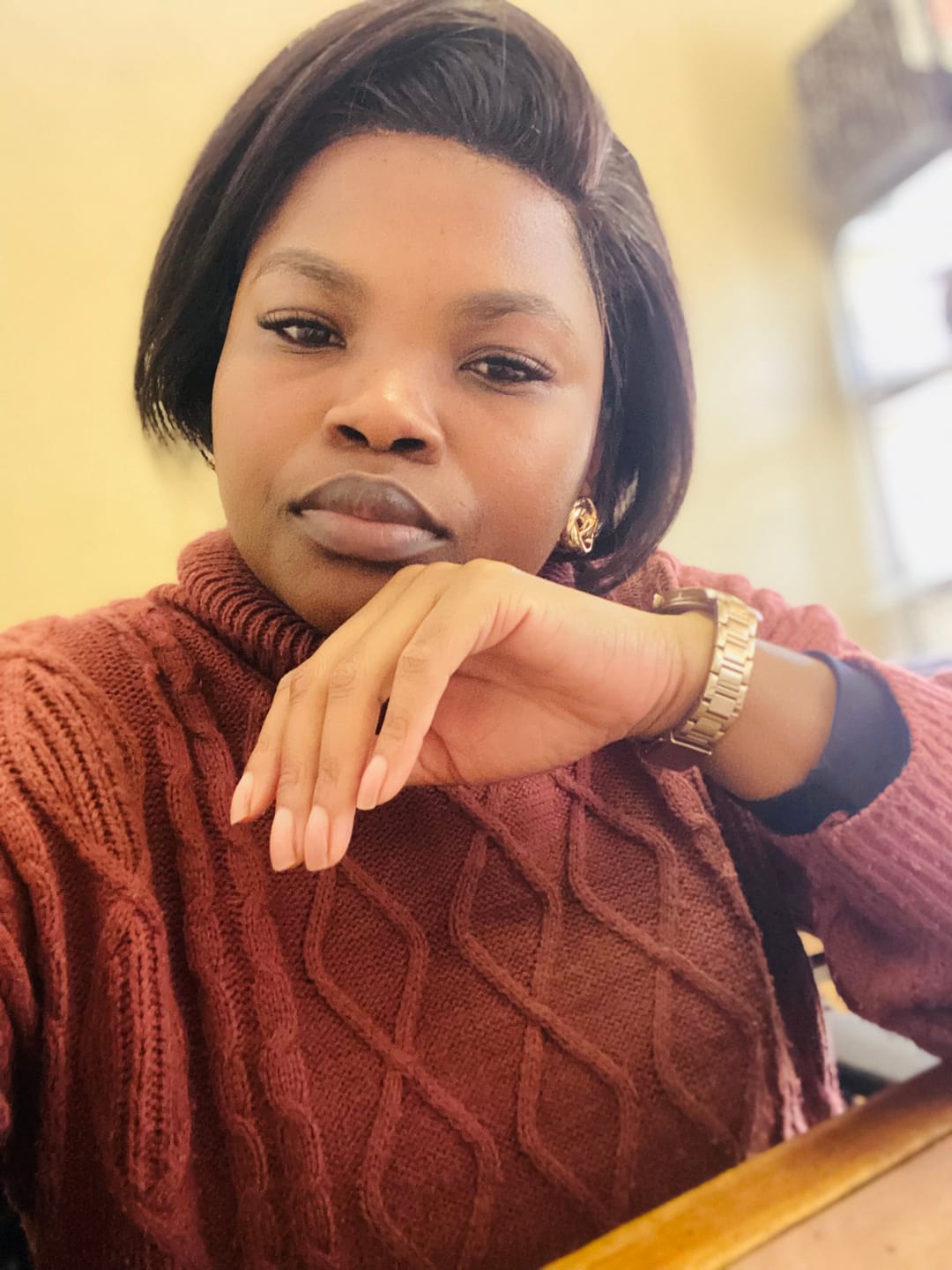 Customer photo review of Brazilian 13x4 Lace Frontal Wig Pixie Cut Col