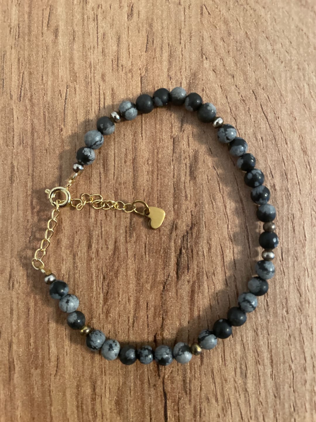 Customer photo review of Obsidian Armband - Schneeflockenobsidian