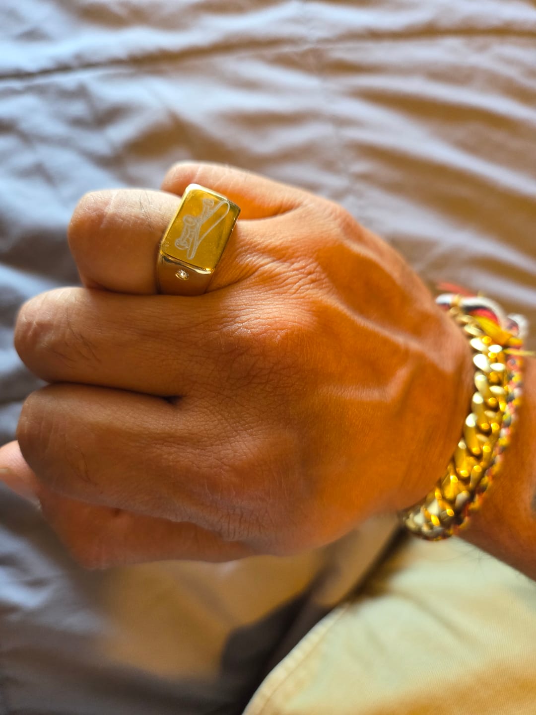 Customer photo review of Skateboard Ring (Gold)