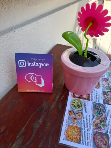 Customer photo review of Instagram Aufsteller