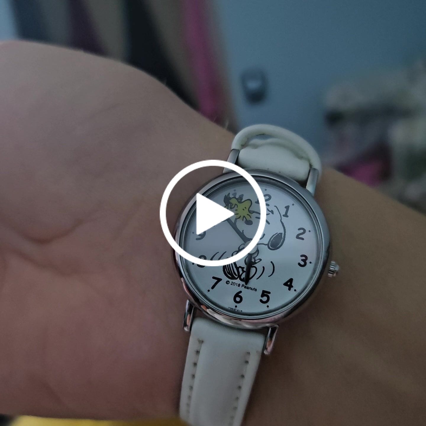 Customer video review of Reloj Q&Q JDM P003-314 Peanuts Snoopy Mini 26mm