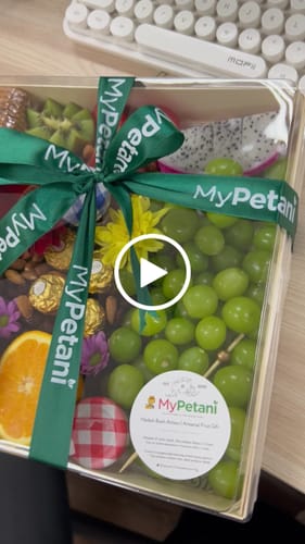 Customer video review of Bukit Gasing Gold Fruit Grazing Platter [Malaysia]