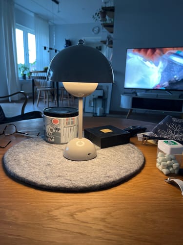 Customer photo review of Bordslampa - Svamplampa Flowerbud - Batteridriven 5000 mAH