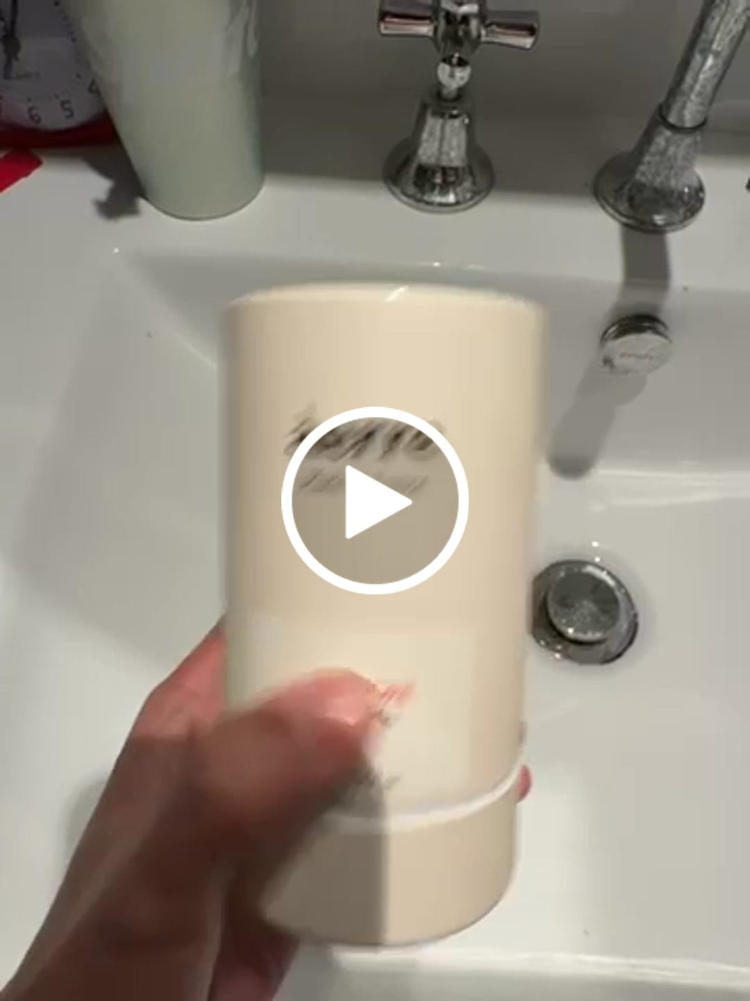 Customer video review of Eleanore