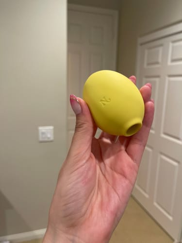 Customer photo review of Lem Clitoral Massager