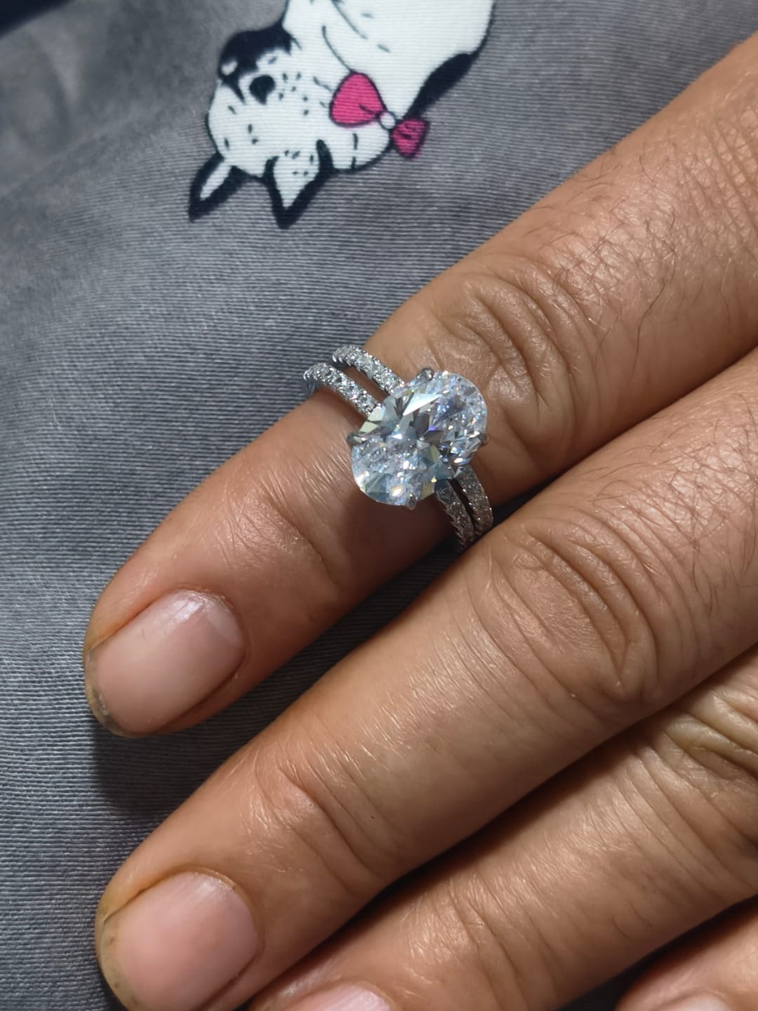 Customer photo review of S925 4.0 Carat Oval Cut Wedding Ring Set With Hidden Halo Promise Ring Classic Half Wedding Band