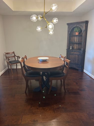 undefined review of 418 Curva 28" Dining Table Curved Legs image 1 out of 1