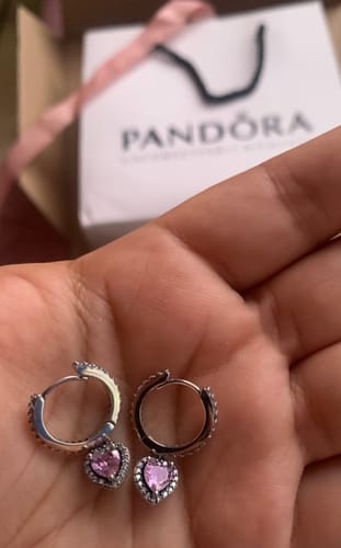Customer photo review of ARETES PENDIENTES DE ARO CORAZÓN ROSA PANDORA + KIT DE REGALO