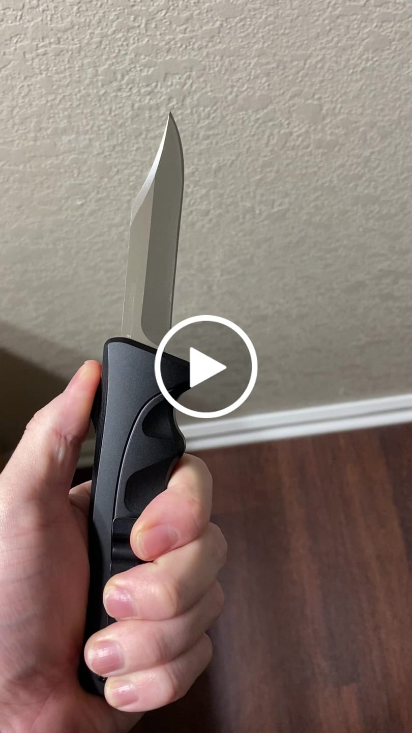 Customer video review of Black D2 Clip Point Mamba Hendrix OTF