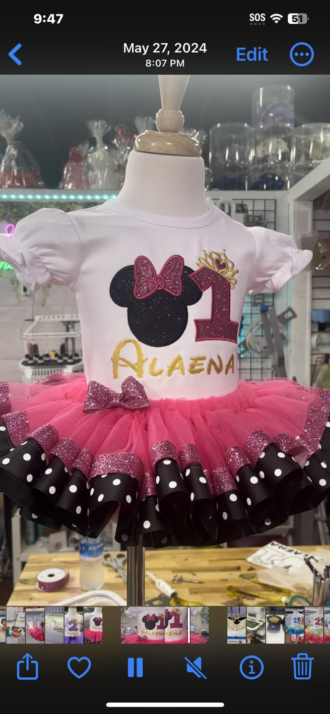 Customer photo review of Girl's Short Sleeve Shirts