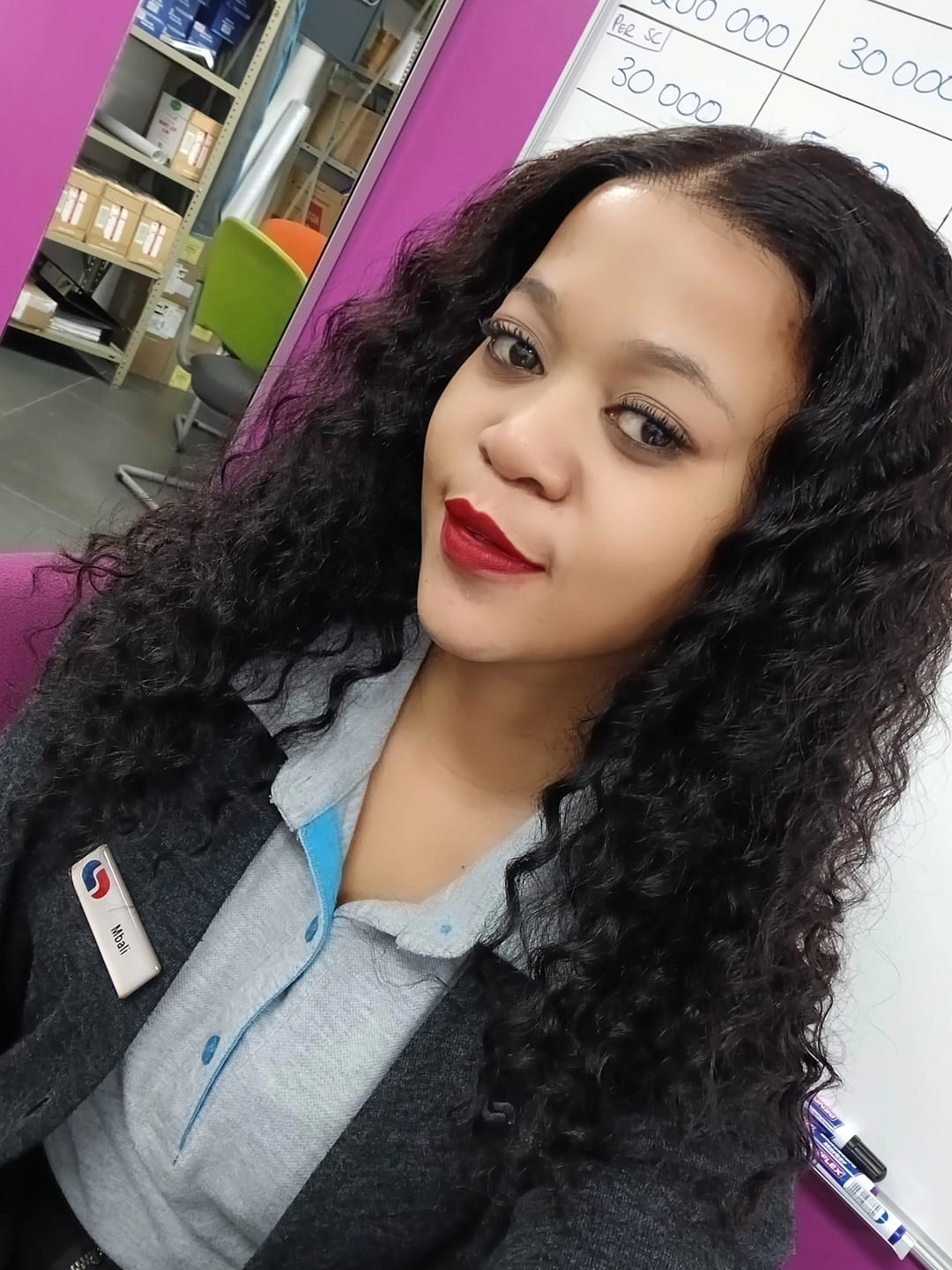 Customer photo review of Deep Weave Full Frontal 16 Inch Wig