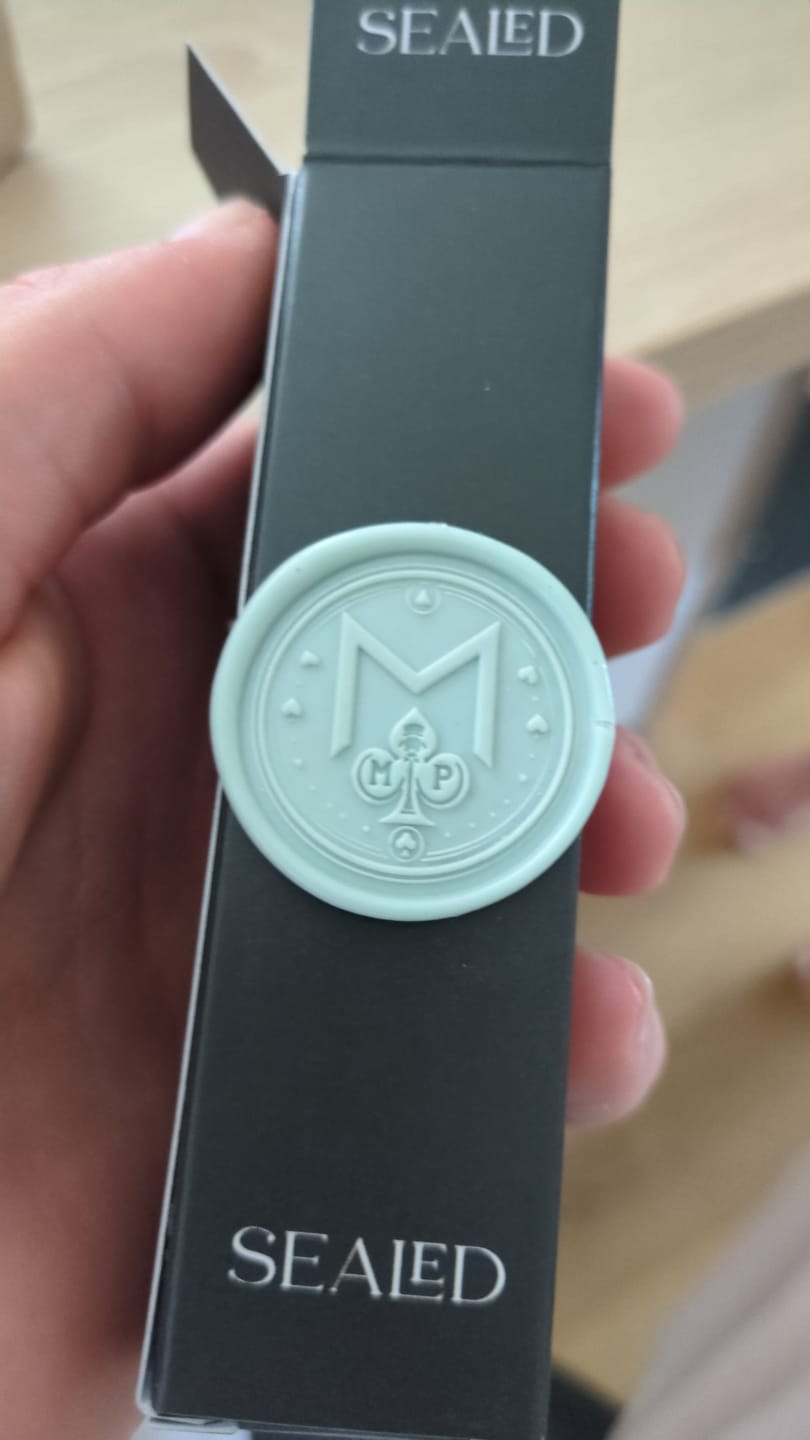Customer photo review of Siegelstempel mit deinem Logo