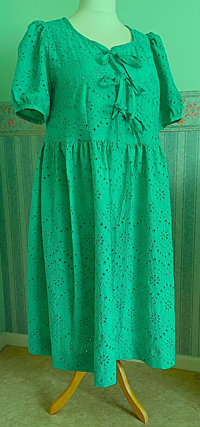 Customer photo review of Luxurious Cotton Broderie Anglaise - 60" Wide - Variations Available
