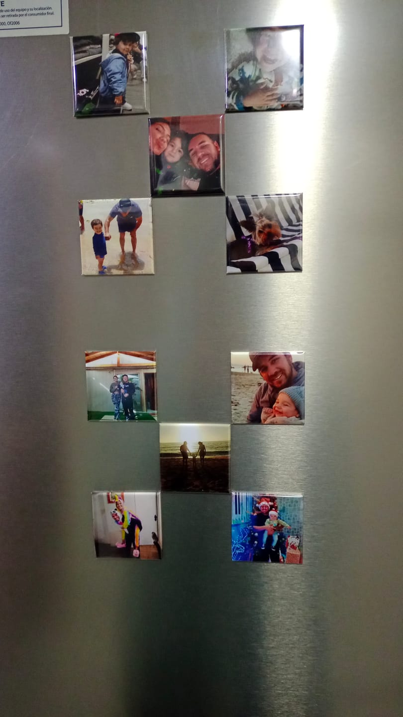 Customer photo review of Pack 12 Imanes personalizados Cuadrados