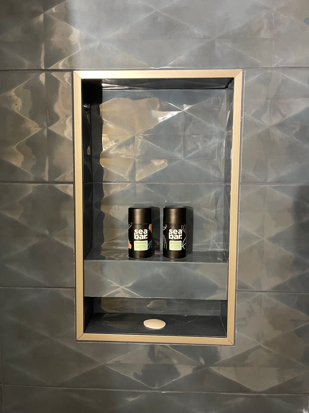 Customer photo review of SeaTree - Tea Tree Shampoo & Conditioner Bar Bundle