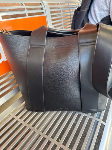 Customer photo review of Windsor Laptop Bag