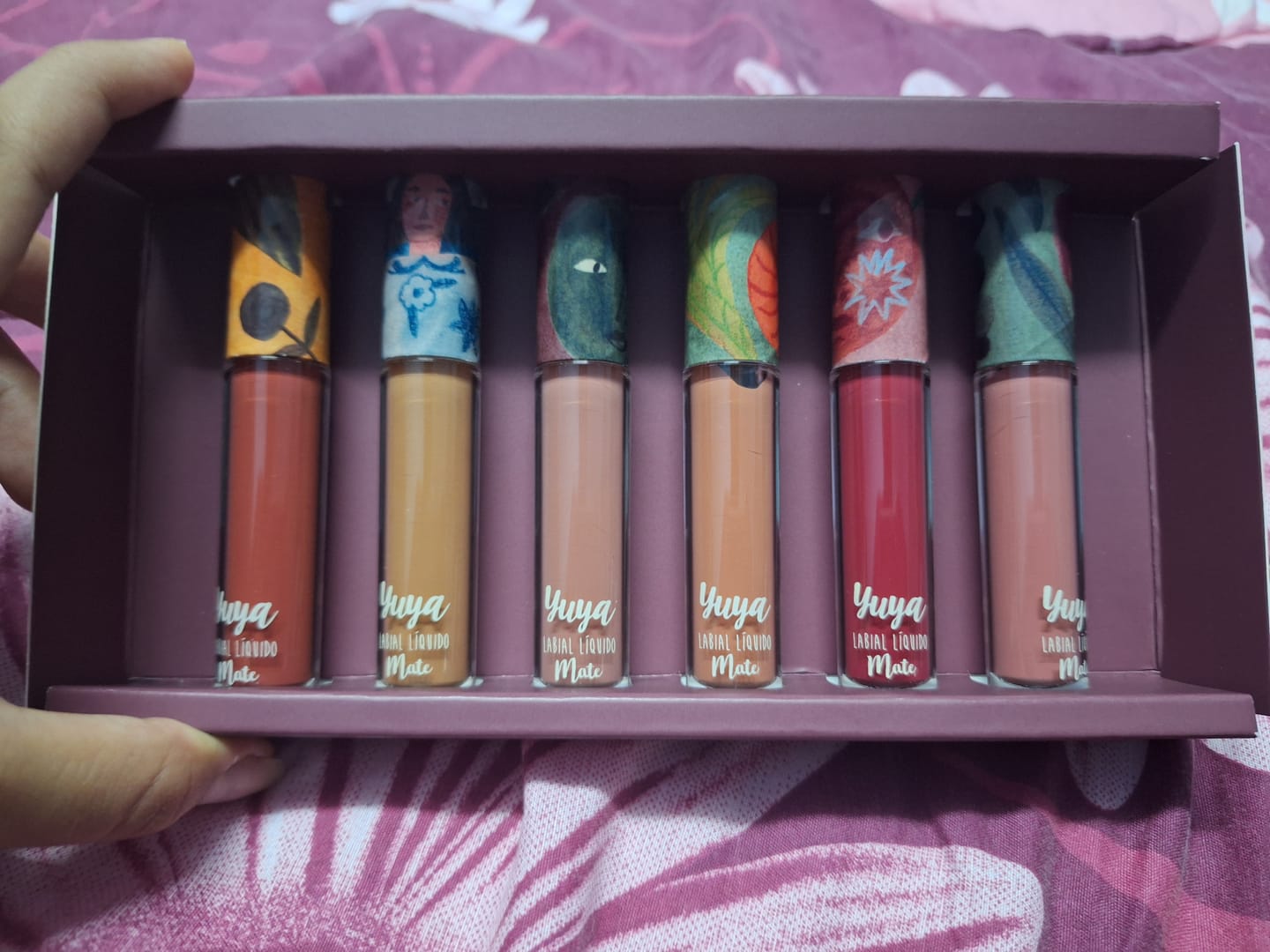 Customer photo review of Set de 6 Labiales Líquidos Mate Yuya 2024 (Alquimia, Soneto, Bruma, Eco, Cometa, Maleza)