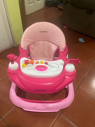 Customer photo review of Andador Musical Airbus Rosa