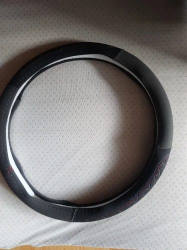 Customer photo review of Nappa Leather Car Steering Wheel Cover with Silicone Non-slip Lining