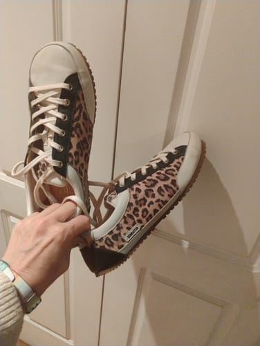 Customer photo review of Zapatilla A1. Animal Print
