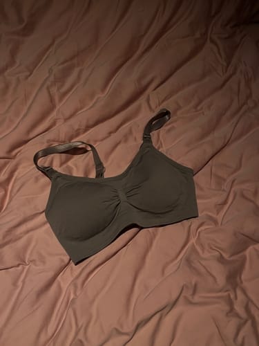 Customer photo review of Lovemère Seamless Nursing Bra