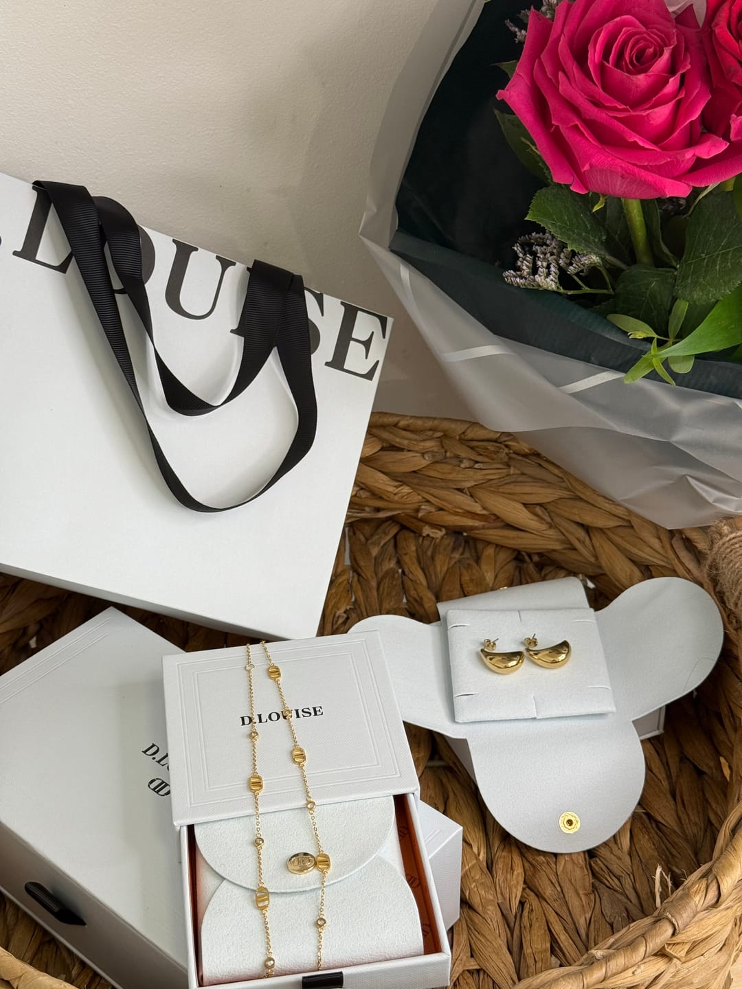 Customer photo review of Gift Box