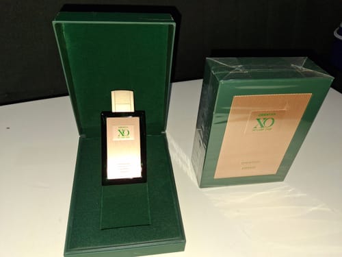 Reseña con foto de un cliente sobre Perfume Orientica XO Xclusif Oud Emerald 60ml Extrait de Parfum