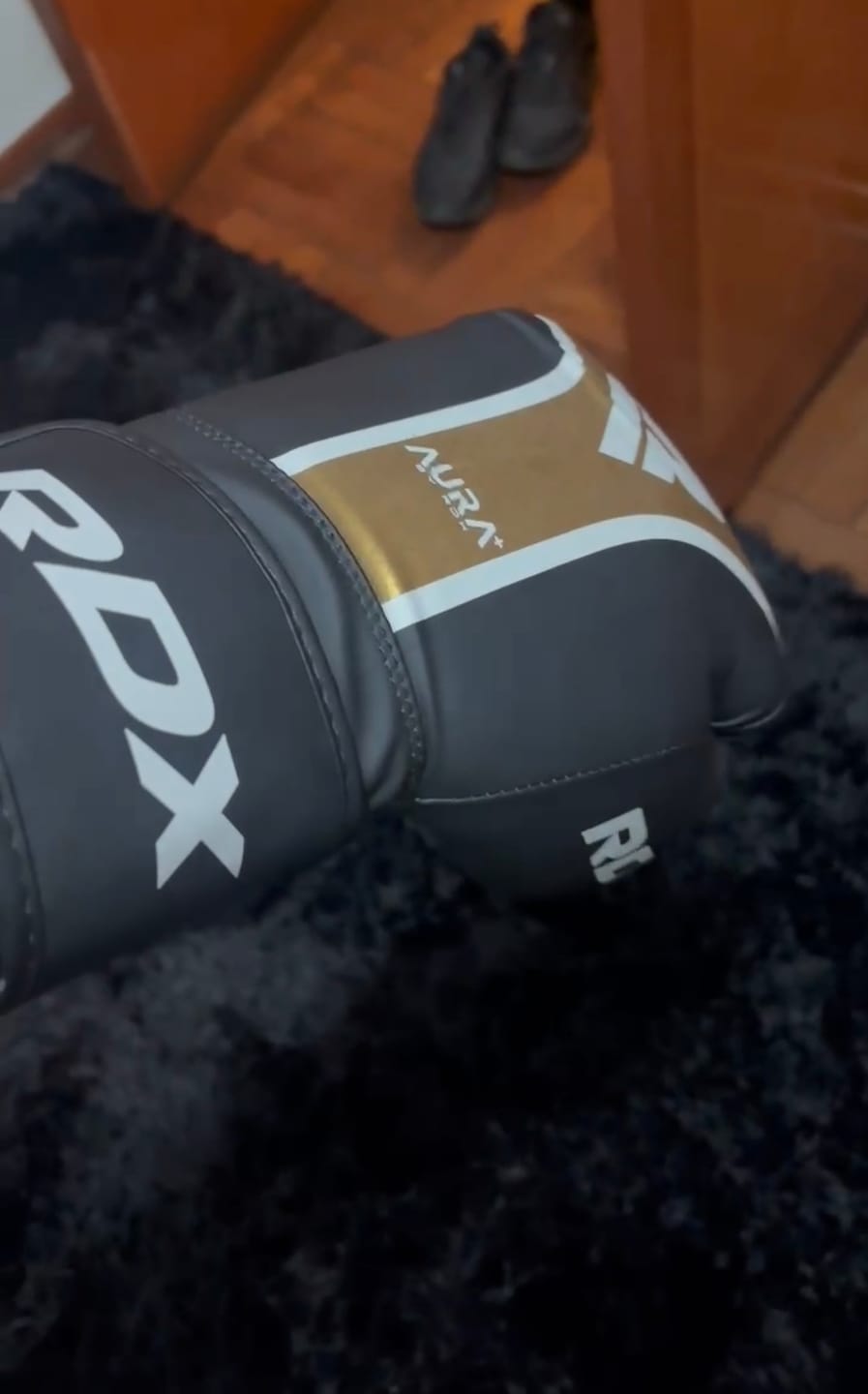 Customer photo review of Guantes de Boxeo Aura Plus T17