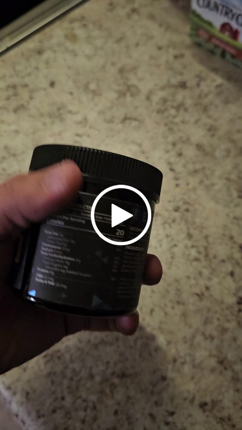 Customer video review of Slurricane Delta 9 Gummies 1000 MG