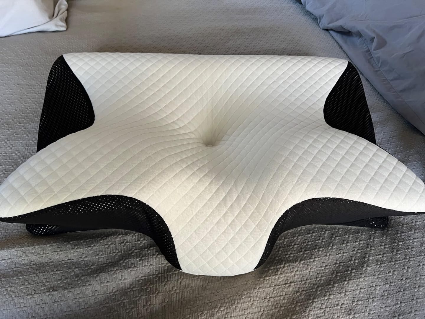 Customer photo review of Dreamers® Relief Pillow
