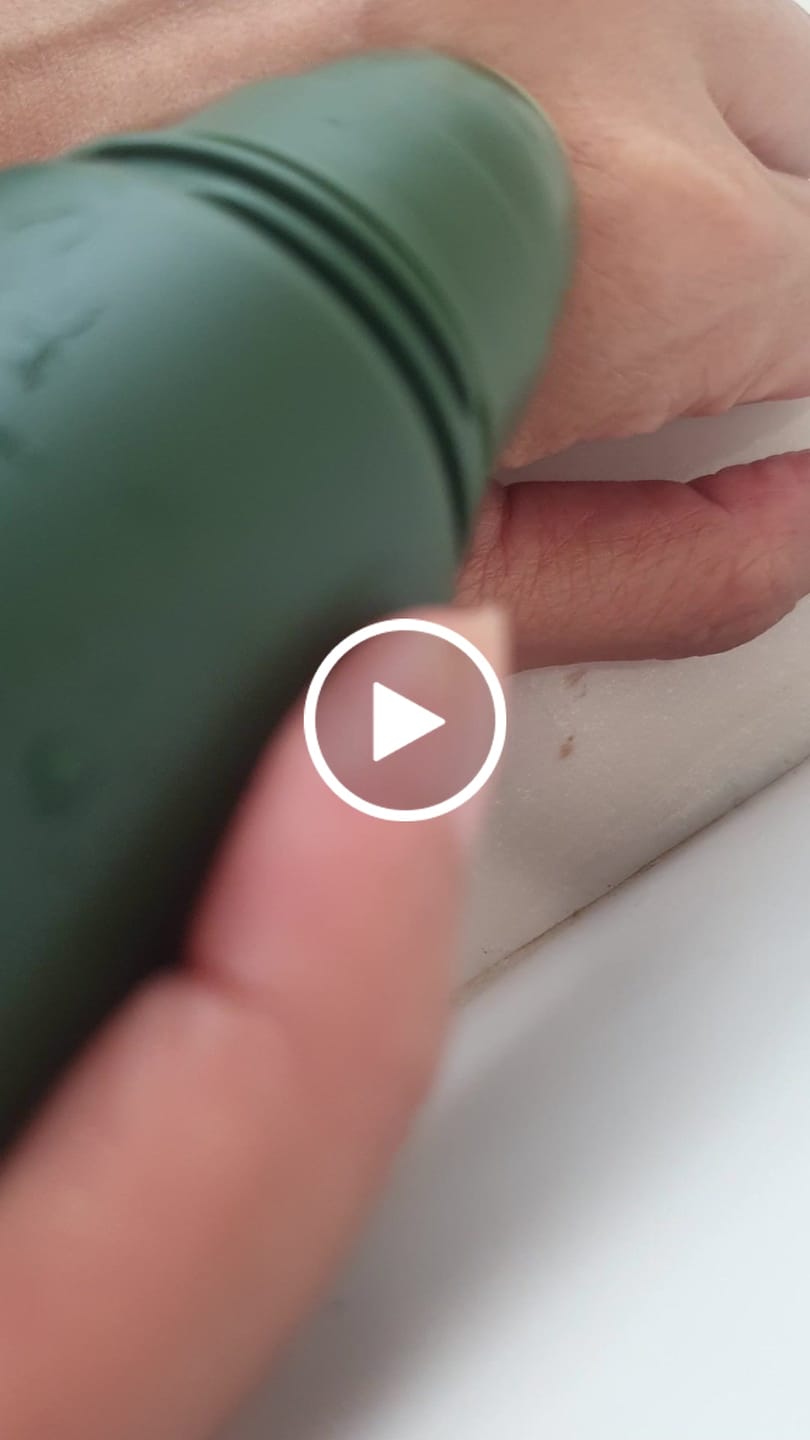 Customer video review of Watermelon Lemonade Refillable Roll-on