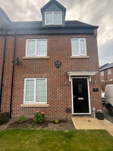 Customer photo review of Leeds United F.C. Crest Metal Wall Art