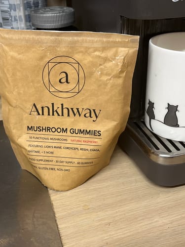 Customer photo review of 2-Month Mushroom Gummies