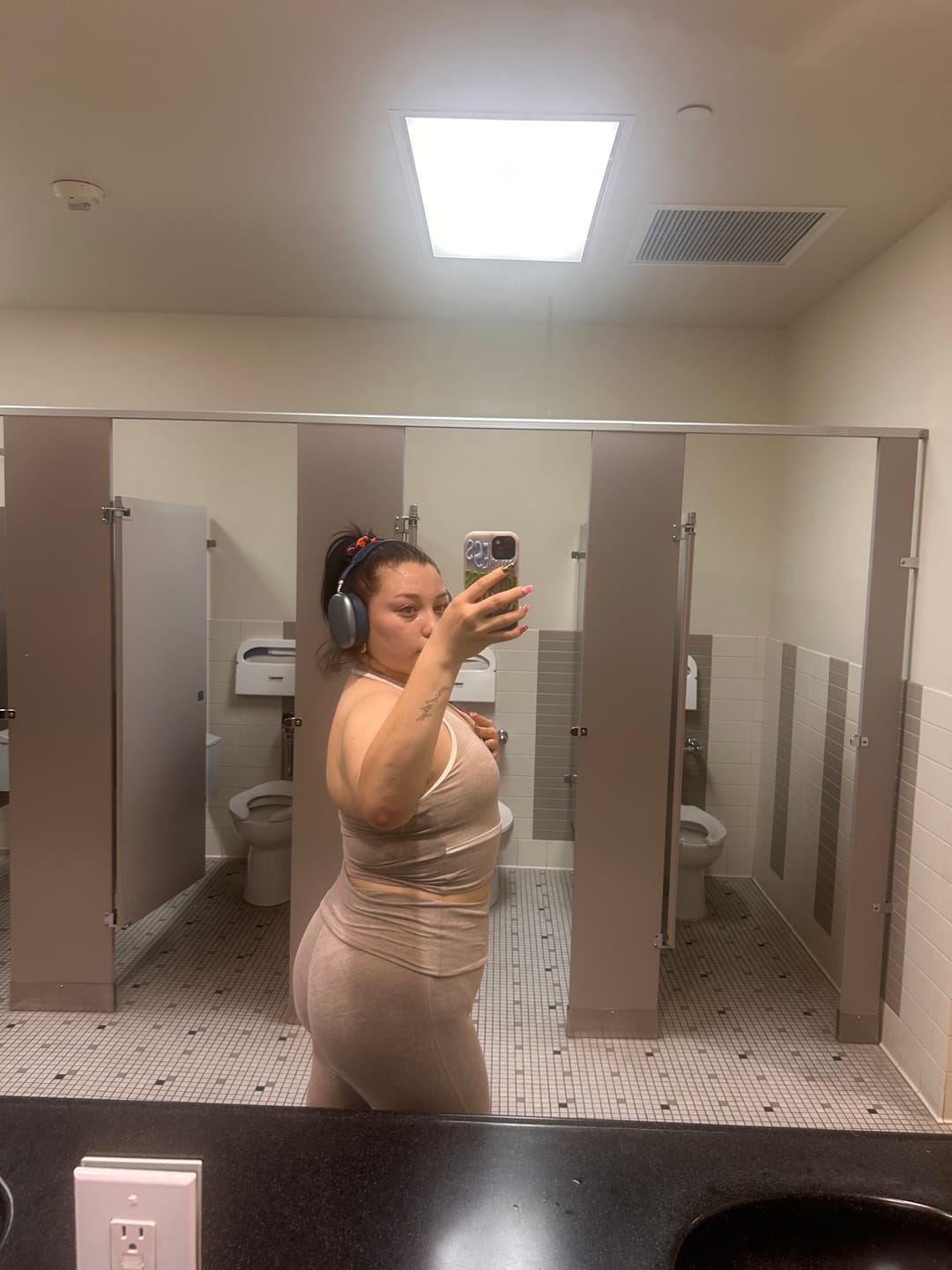 Customer photo review of REVEAL FOLD OVER LEGGINGS
