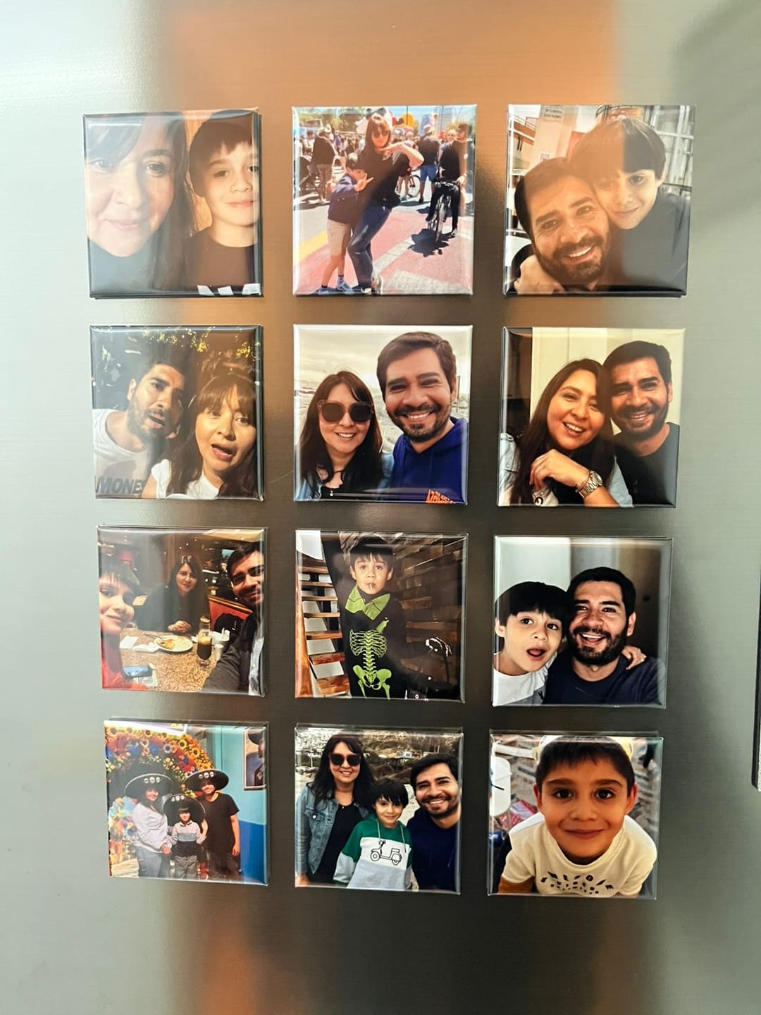 Customer photo review of Pack 12 Imanes personalizados Cuadrados