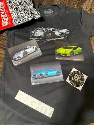 Customer photo review of 80Eighty® Mystery Shirt