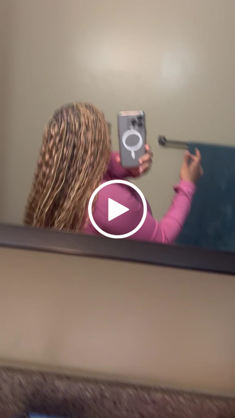 Customer video review of Double Drawn Burmese Color #27 Honey Blonde Deep Wave Human Hair Bulk