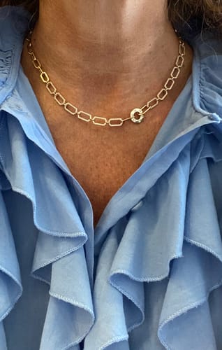 Customer photo review of Collana fine brillantinata con rolò e cerchio centrale