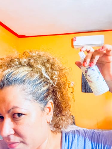 Customer photo review of Kit 3 Perfumes para cabello + Crema reestructurante para peinar 90 ml de REGALO