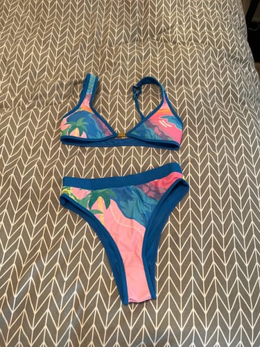 Customer photo review of CHLOE Island Time High Rise Bikini Bottom